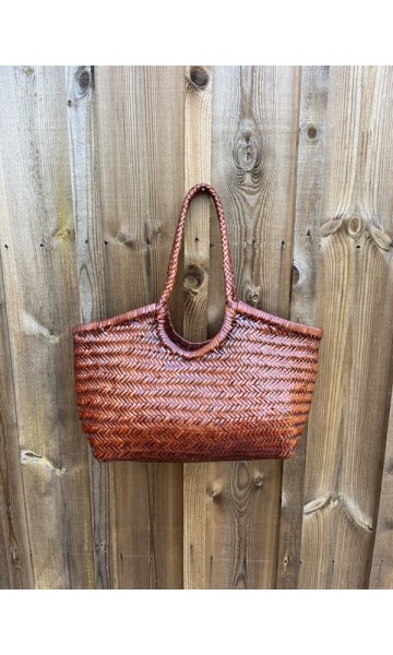 Cabas en cuir tréssé Tan